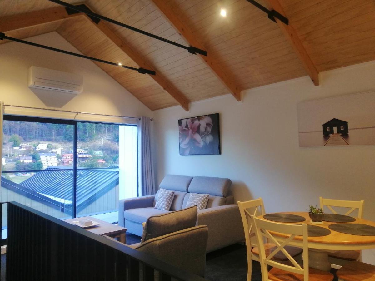 Queenstown Central - Walk To Town - Free Parking - Wifi And Smart Tv - Gym エクステリア 写真